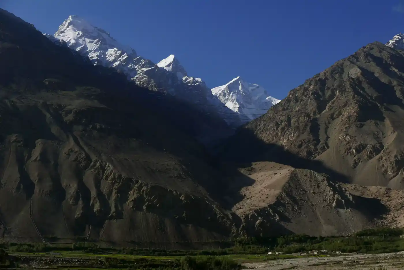 Jeep Tours To The Roof Of The World
