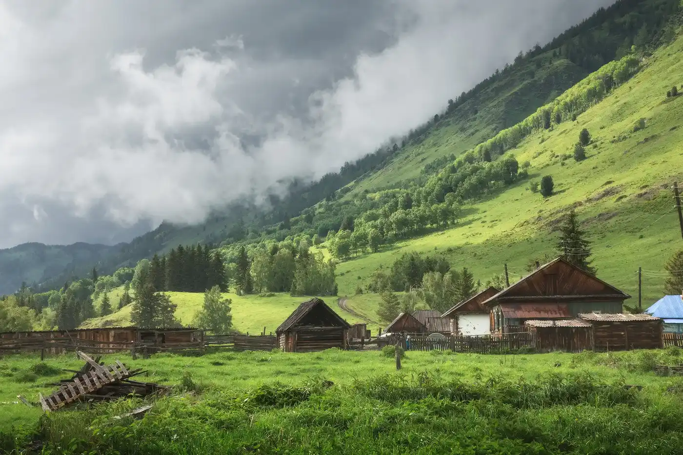 Small Altai Adventure Jeep Tour