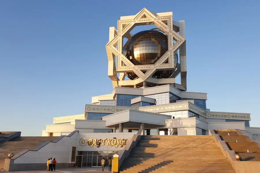 5 Days Historical And Modern Blend Of Turkmenistan