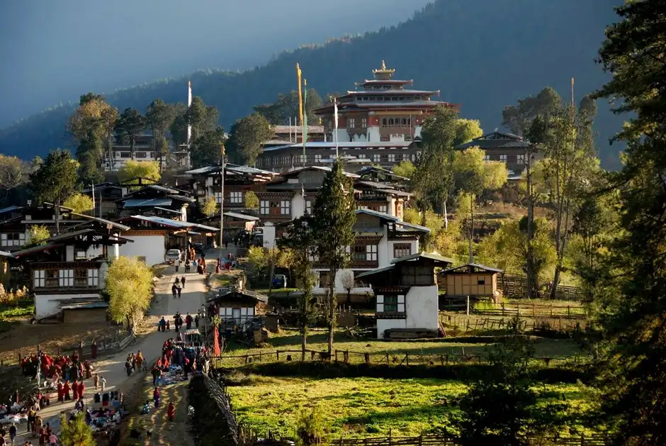 8-day Bhutan Culture Tour With Easy Day Hikes
