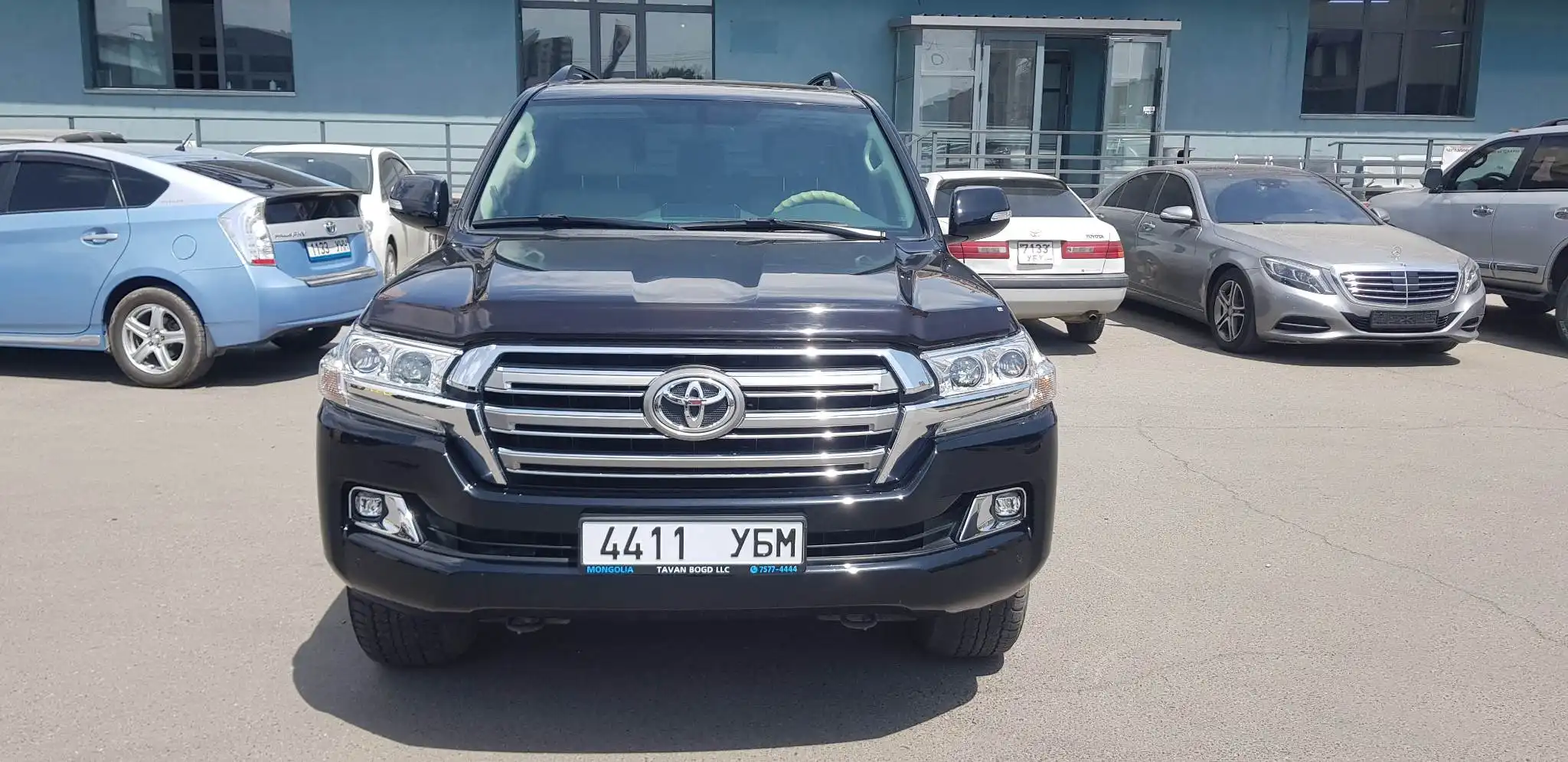 Rent A Landcruiser 200 - 2018 In Mongolia