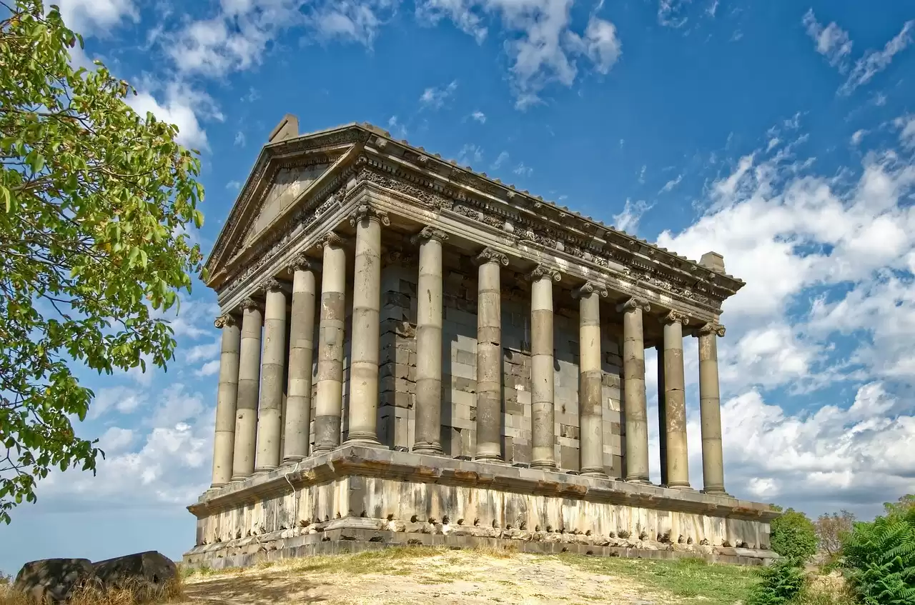 Conquering Armenia: Garni-Geghard-Ropeway-Lake Sevan