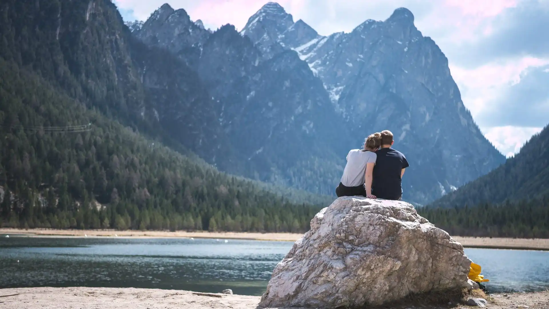 Couple Trek To Mount Everest - 19 Days