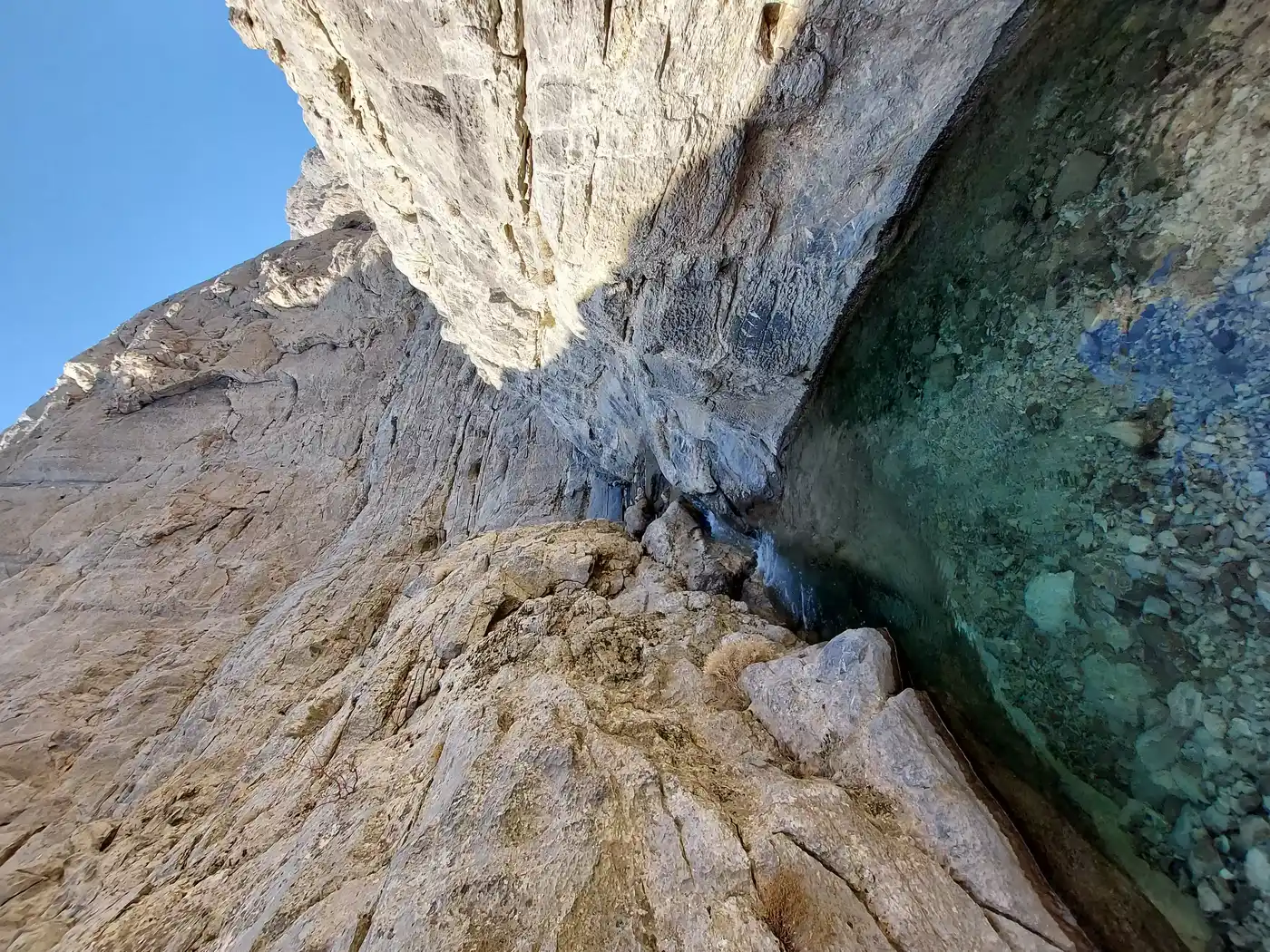1-Day Hiking In The Depth Of Black Mountain With Guide