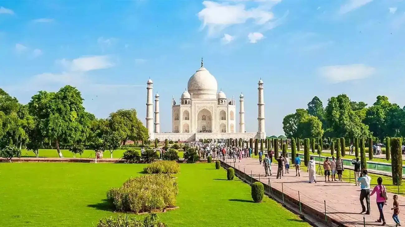 Delhi: Private Taj Mahal Agra Fort & Baby Taj Day Tour