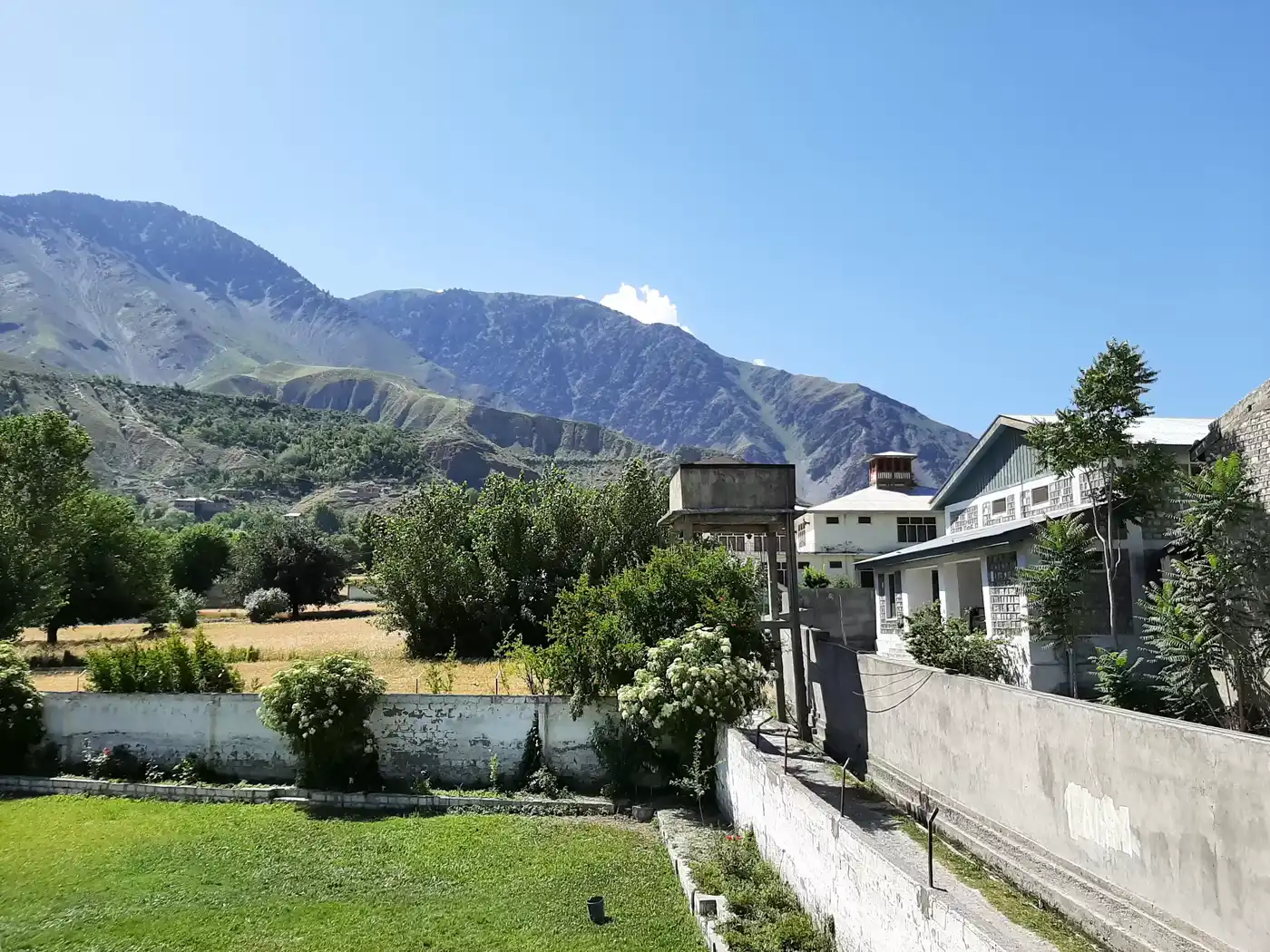 Explore Karakorum-Himalayas And Hindu Kush In One Go