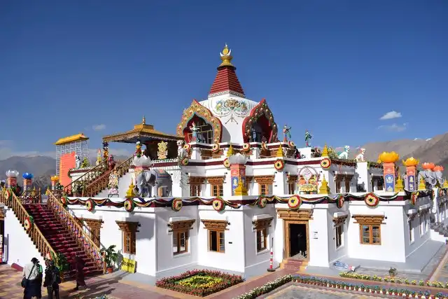From Delhi: 6-day Leh-nubra Valley & Pangong Lake Tour