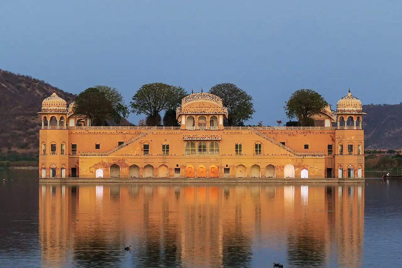From Delhi: Private Full-day Jaipur City Tour By Car