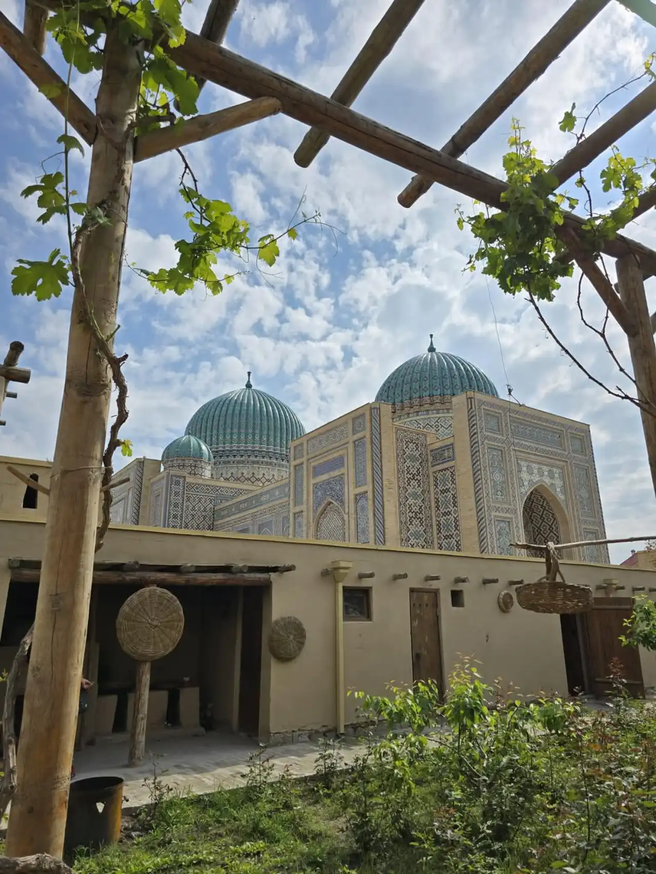 From Tashkent: Day Tour To Khujand With A Local Guide