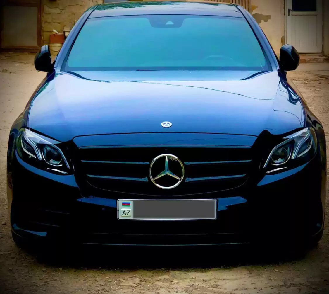 Mercedes Benz Rent Car