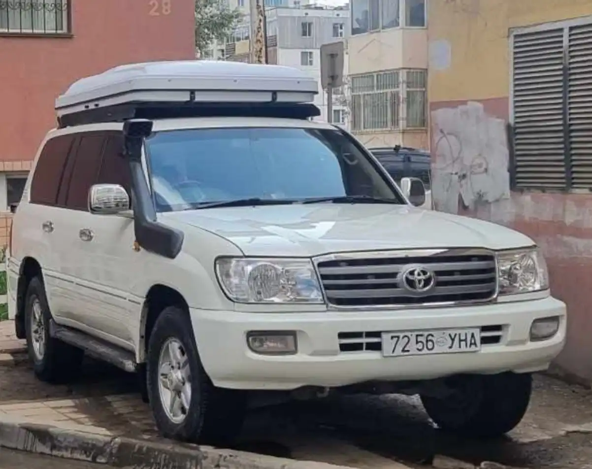 Mongolian Rental Car Landcruser 100 Lexus 470