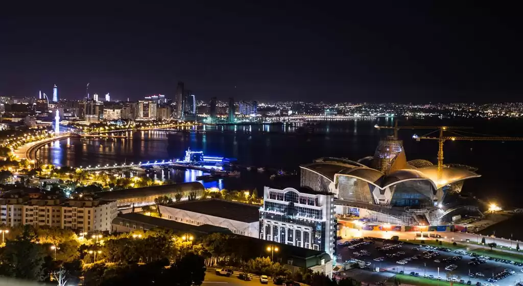 Night Baku Tour