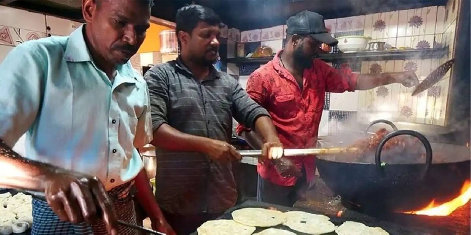 Old Delhi: Guided Street Food Tour With Transport