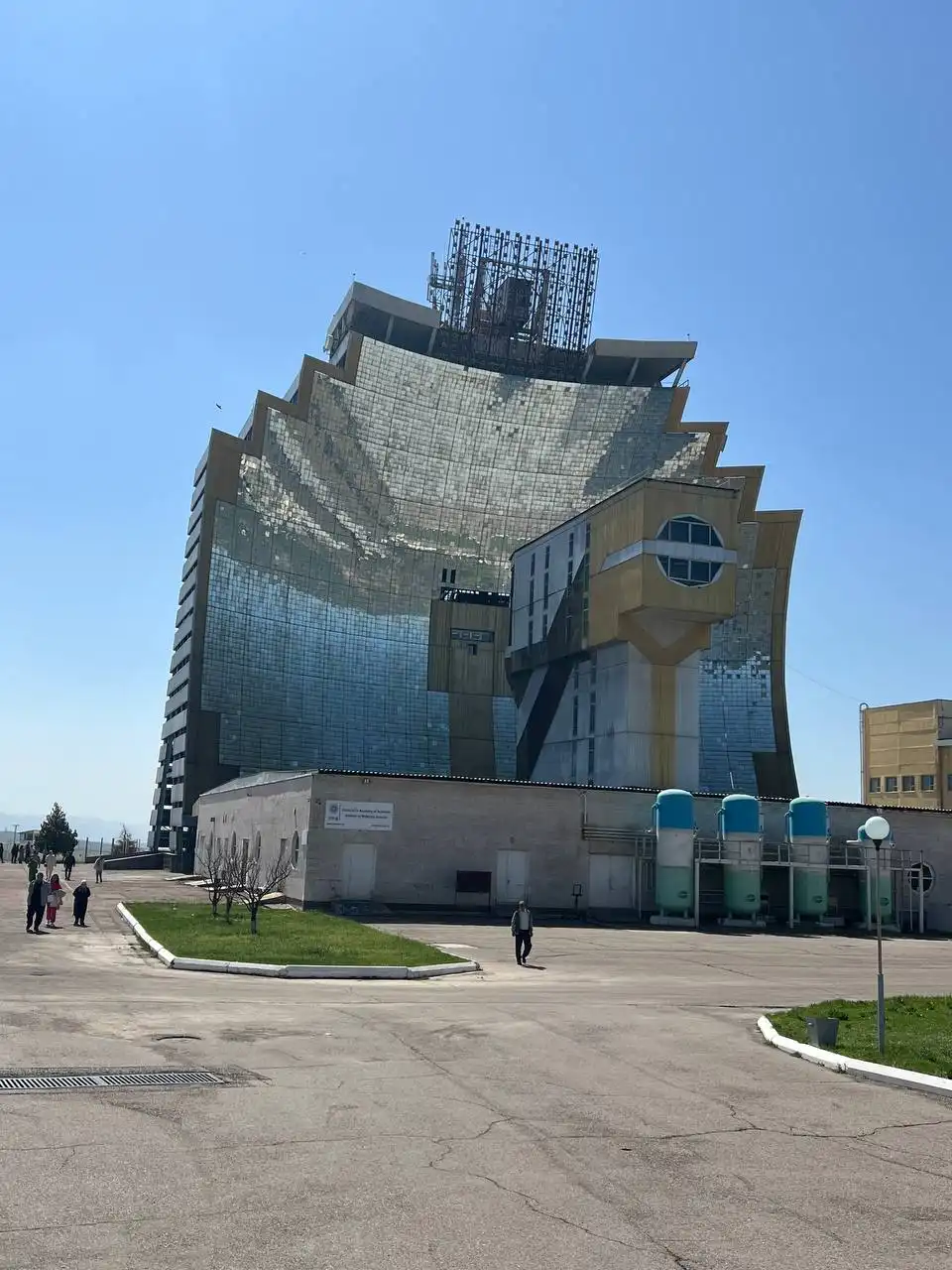Tashkent - Physics-sun - Solar Furnace & Heliocomplex