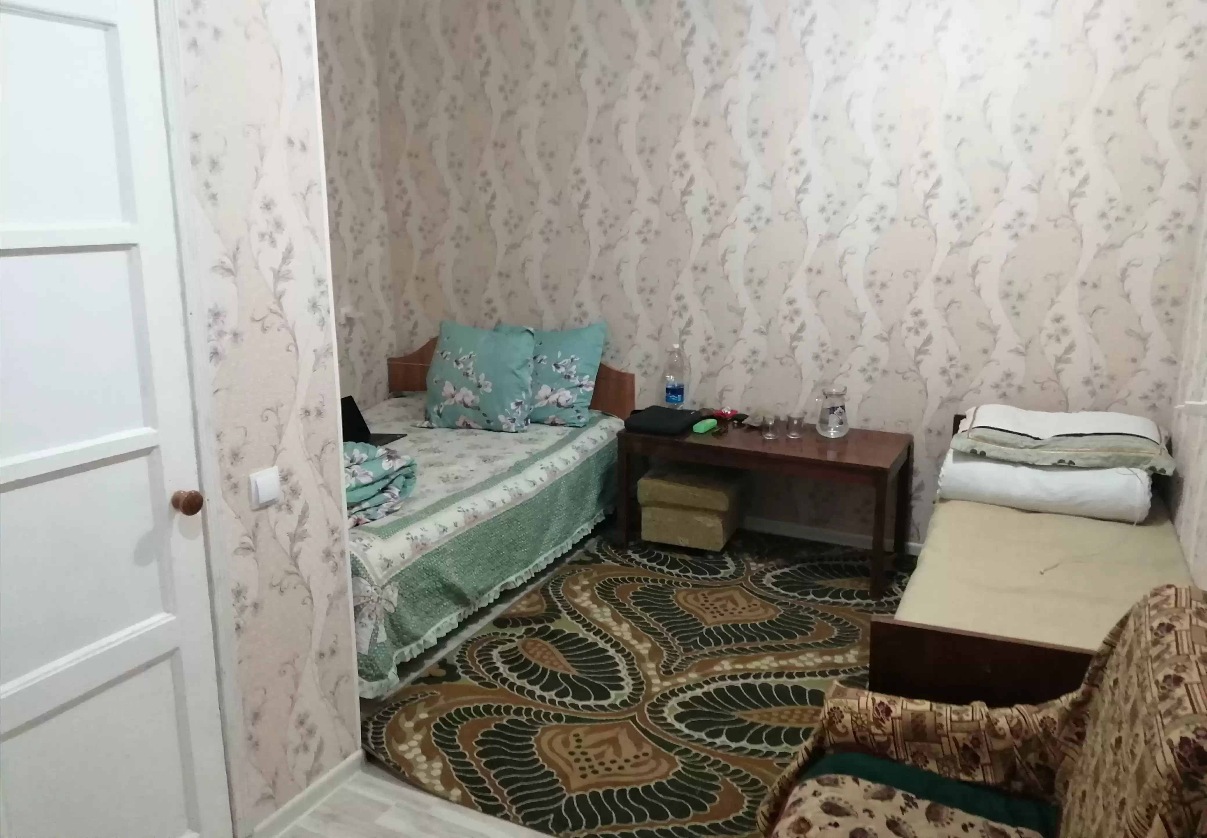 Rahat Guest House In Toktogul