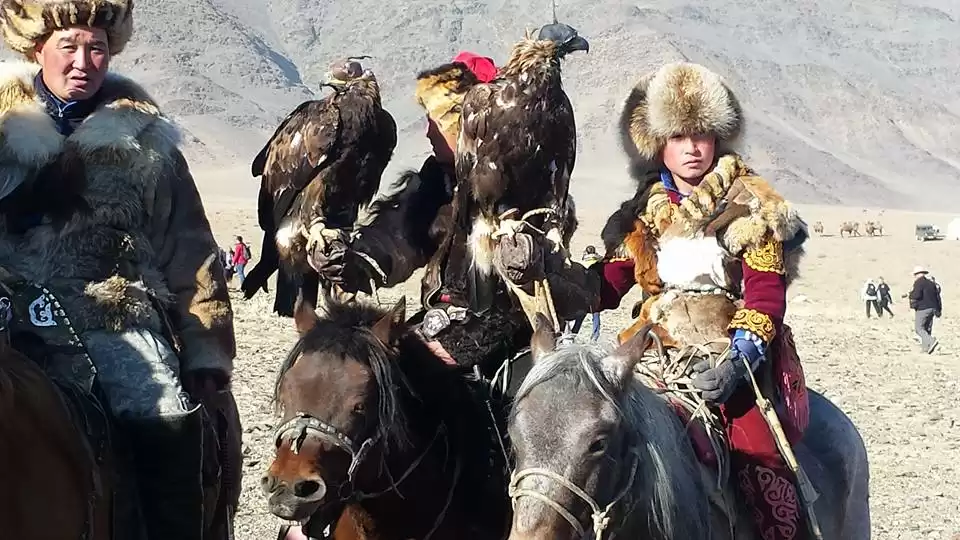Road Trip To Golden Eagle Festival