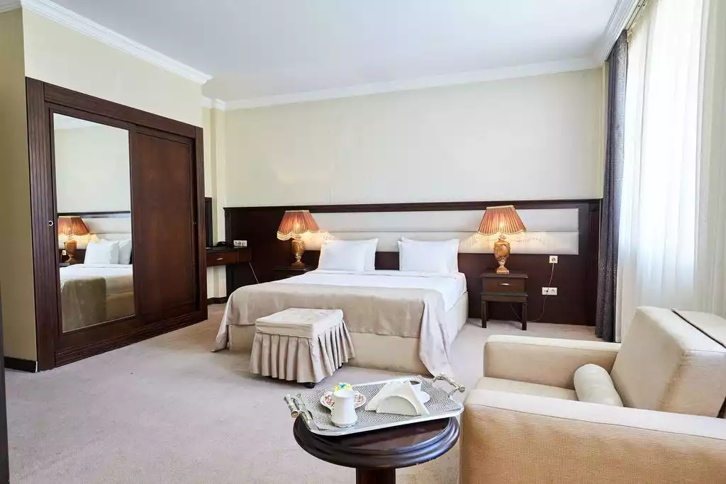 SKY Hotel In Baku