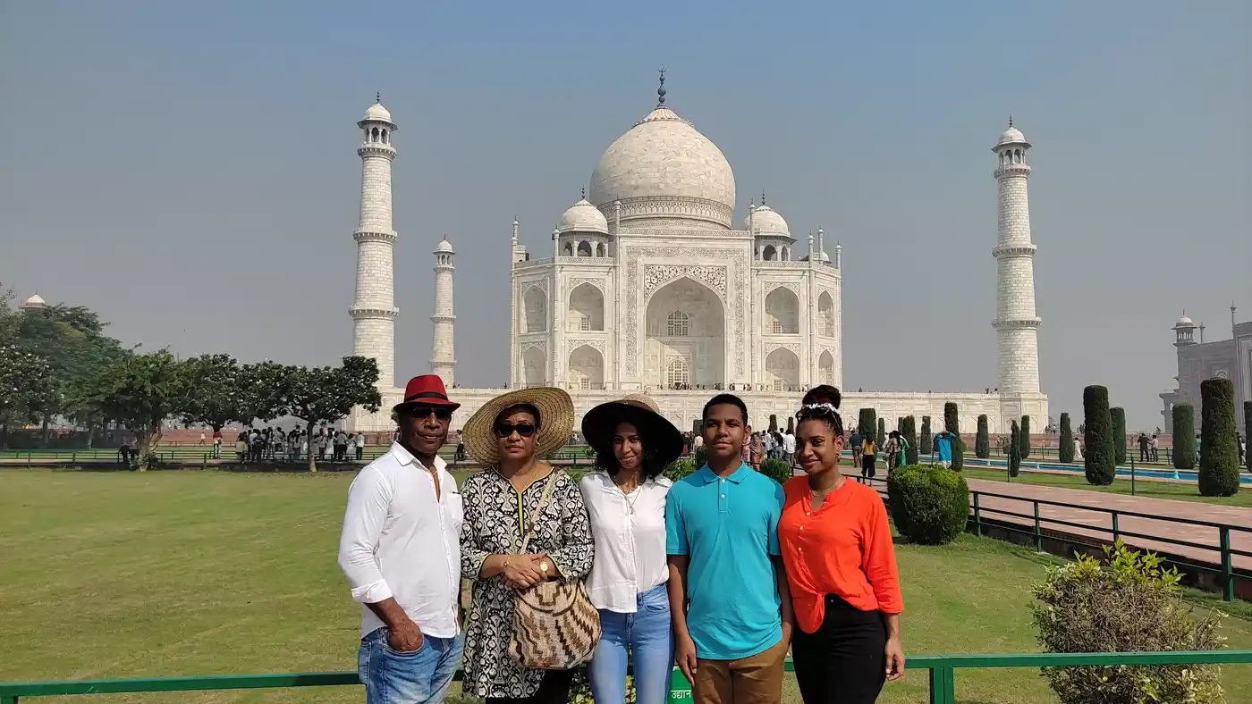 Same Day Taj Mahal Tour By Train Gatimaan Express From
