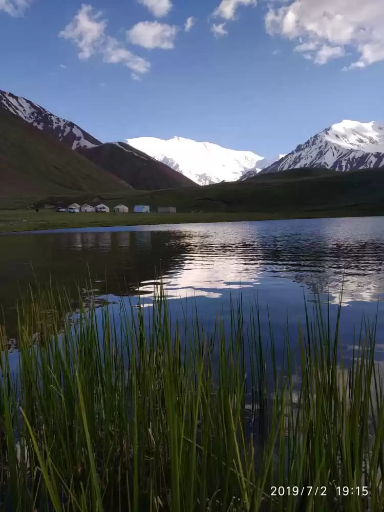 Yurt Stay In Tulparkul Lake Closer To Lenin Peak
