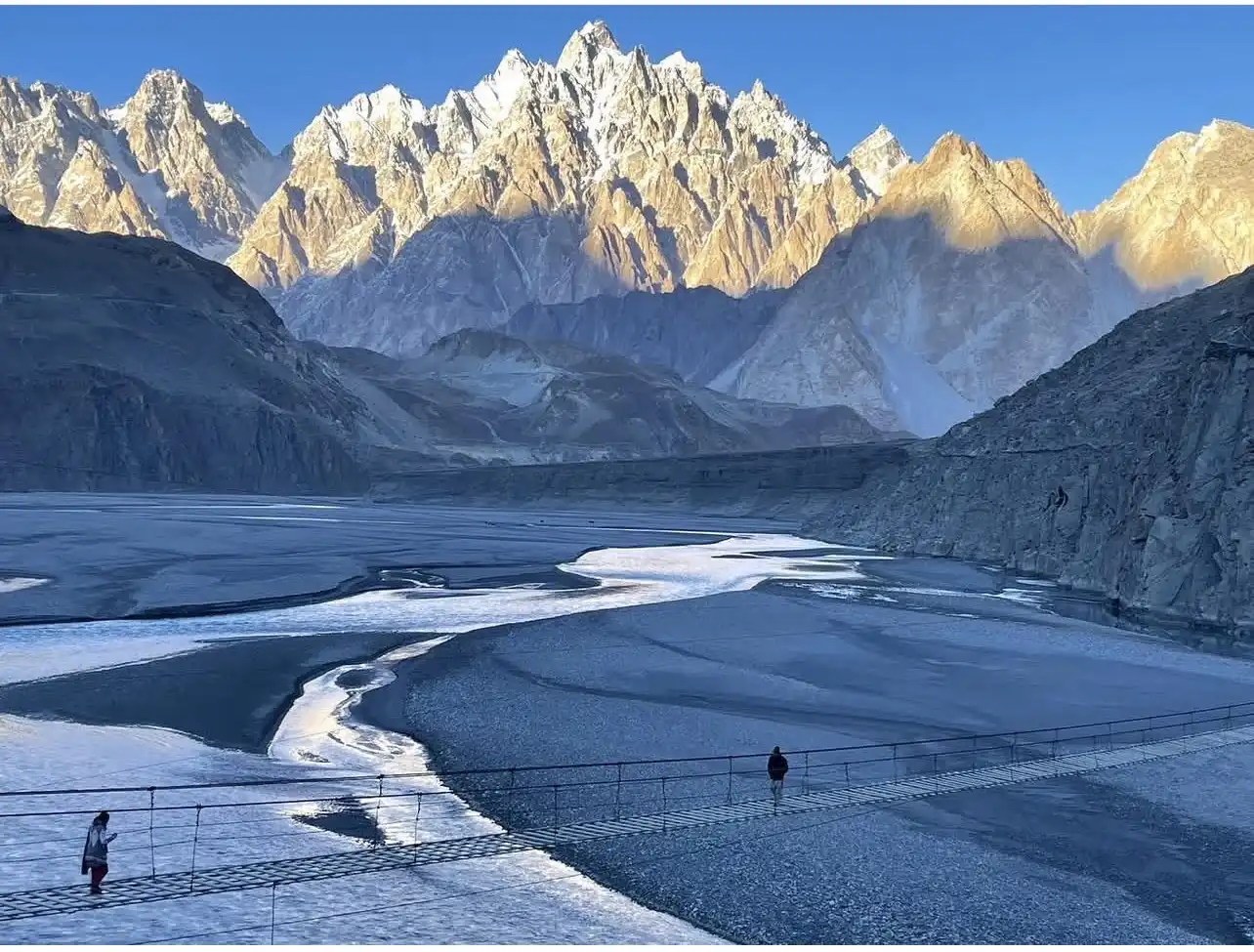 Hunza Horizon & Patundas Panorama Trek