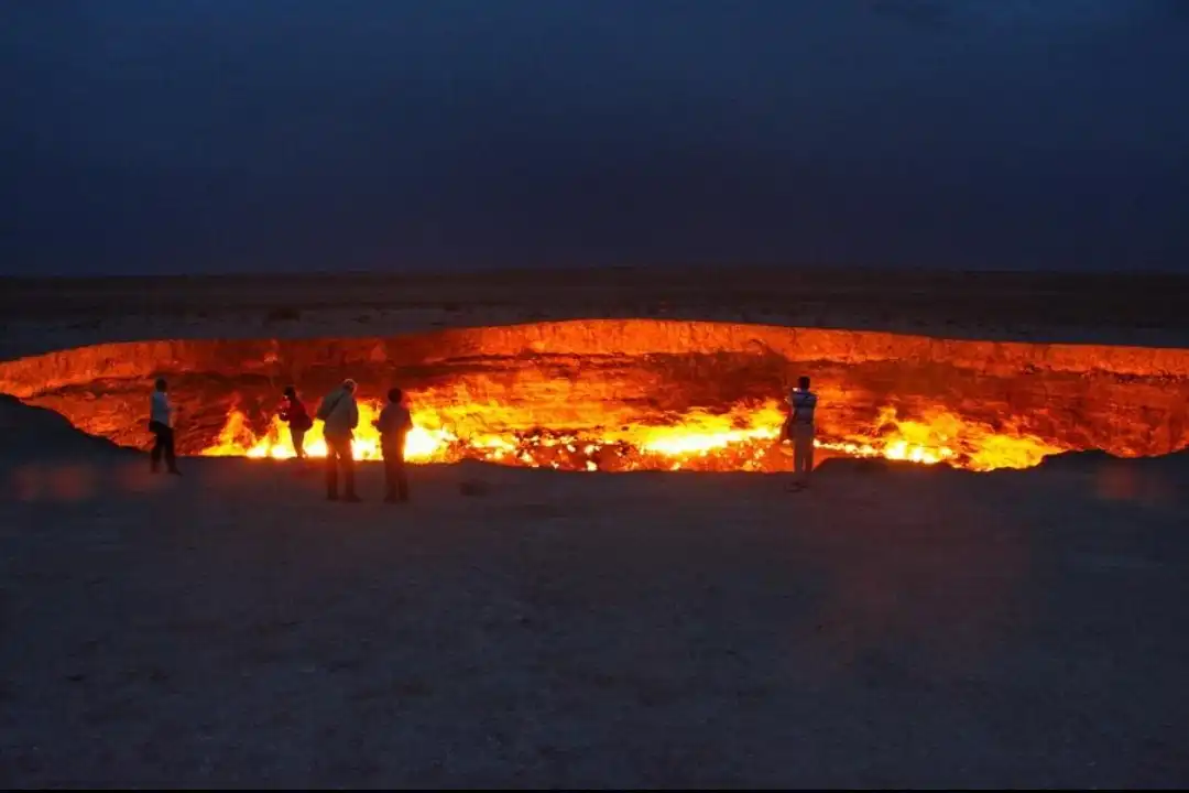 3 Days Ashgabat & Darvaza Gas Crater Tour