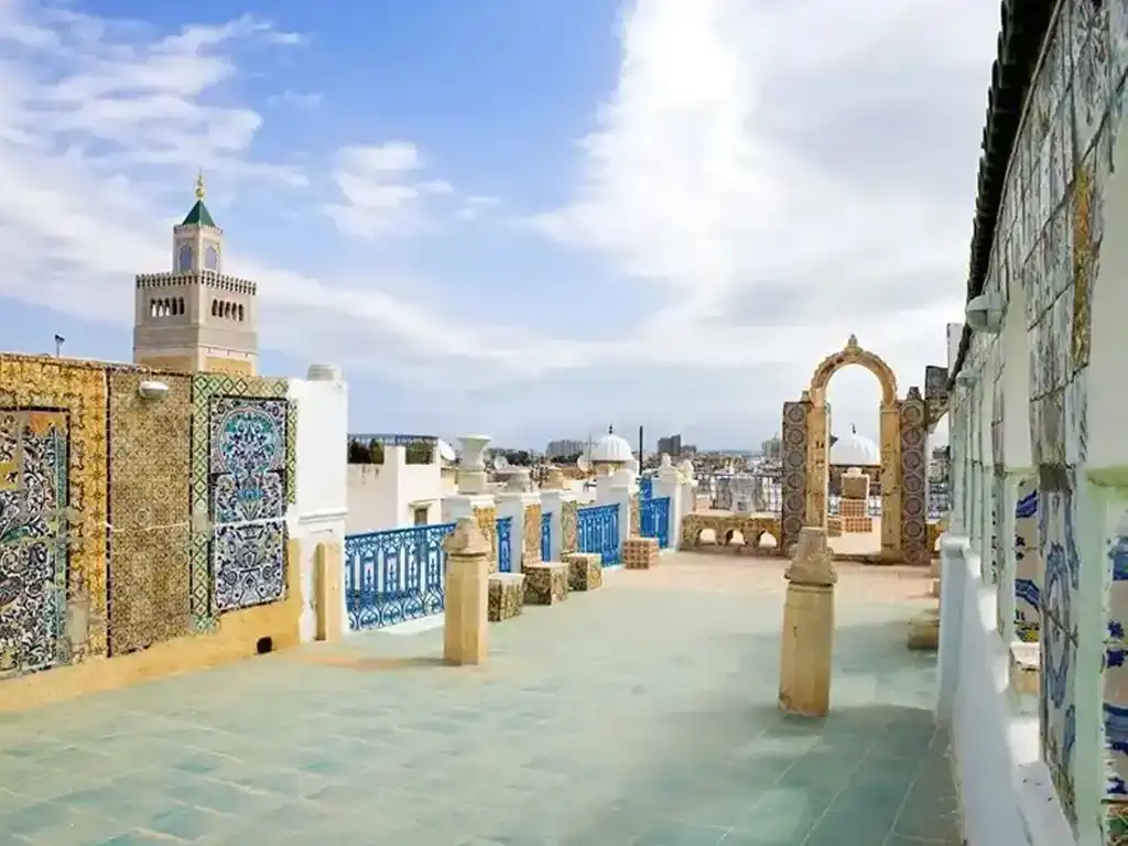 Magic 7-day Circuit: Roman Ruins, Bedouin Night & Djerba Beaches