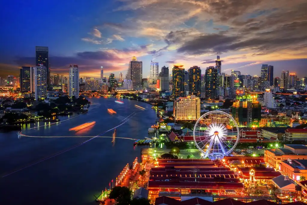 Thailand Shopping Spree & Beach Escape