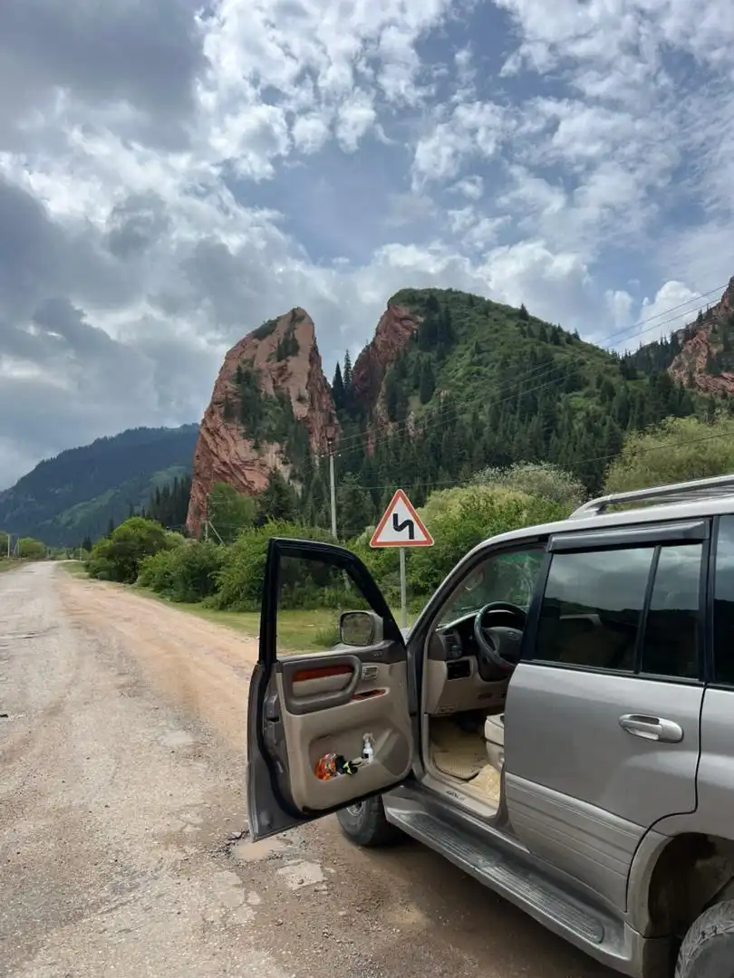 Professional Drivers And Guides In Kyrgyzstan And Tajikistan