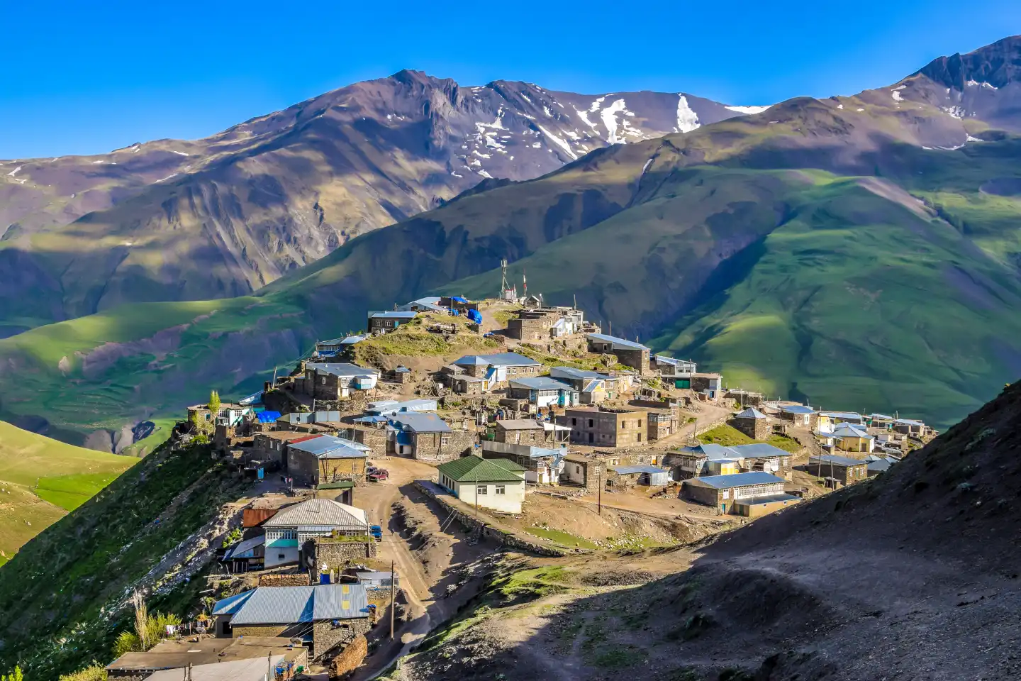 Khinalig Village Tour