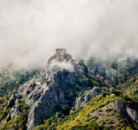 Private 4x4 Combo Tour: Okros Tsikhe Fortress & Hidden Triala Lakes