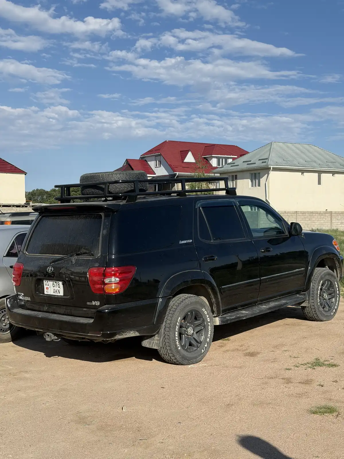 4x4 Toyota Sequoia